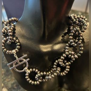 Genuine fresh water pearls necklace,NWOT